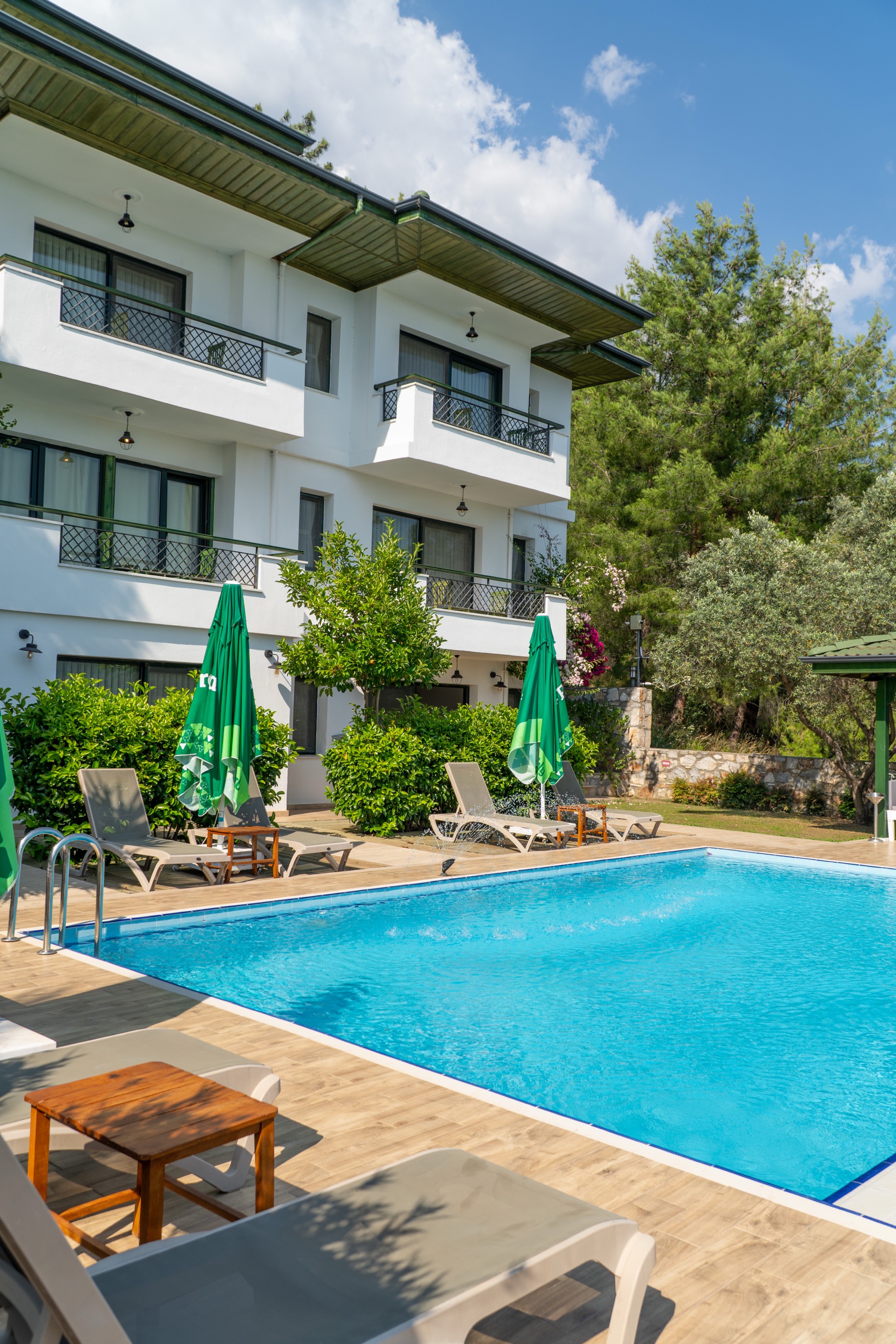 LU-IX Hotel & Suites genel görünüm 7